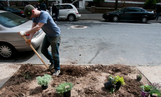 Photo from http://www.citizensnyc.org/programs/grants/love_your_block.html