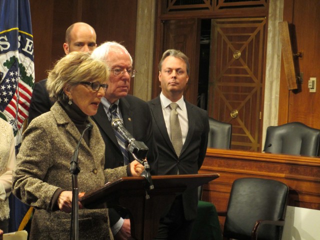 Senators Boxer and Sanders propose The 2013 Climate Protection Act